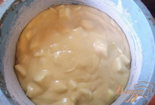 Нежная шарлотка с лимоной цедрой Нежная шарлотка с лимоной цедрой