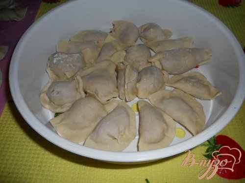 Пельмени с мясом и капустой на пару Пельмени с мясом и капустой на пару