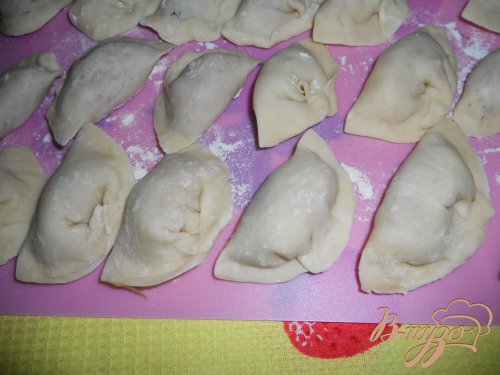 Пельмени с мясом и капустой на пару Пельмени с мясом и капустой на пару
