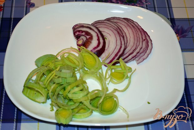 Куриные бедра с черносливом Куриные бедра с черносливом
