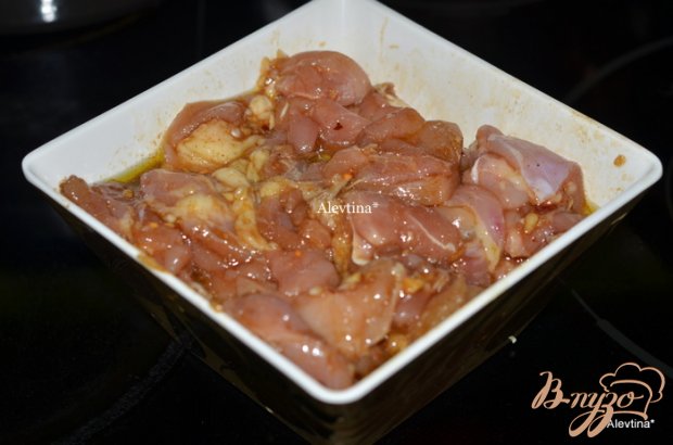 Куриный шашлык маринованный Куриный шашлык маринованный