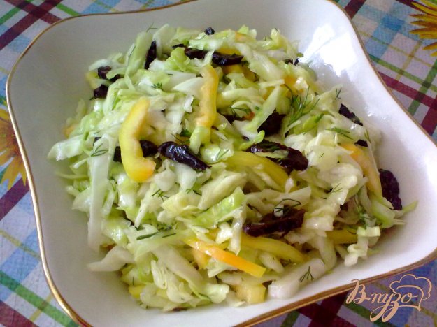 Рецепт Салат из капусты и чернослива