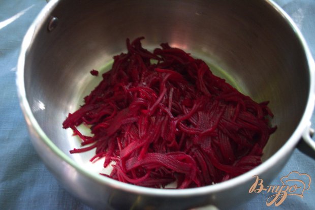 Свекольник холодный с курицей Свекольник холодный с курицей