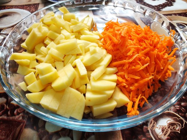 Суп с сосисками и сырными клецками Суп с сосисками и сырными клецками