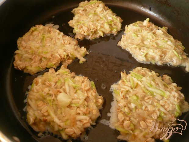 Кабачковые оладьи с яблоками Кабачковые оладьи с яблоками