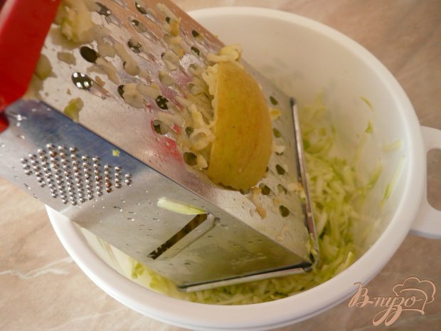 Кабачковые оладьи с яблоками Кабачковые оладьи с яблоками