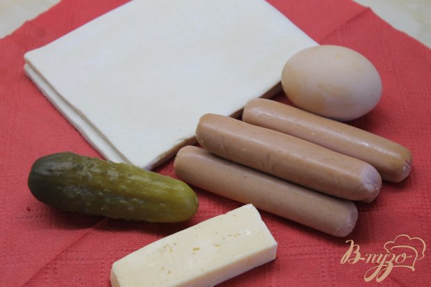 Слойка в кунжуте с соленой начинкой Слойка в кунжуте с соленой начинкой