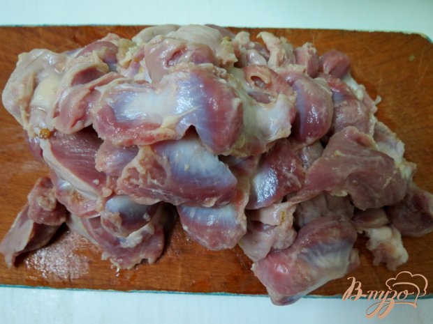 Рецепт Капуста тушёная с куриными желудочками в мультиварке
