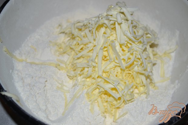 Песочный пирог с яблоками и корицей Песочный пирог с яблоками и корицей