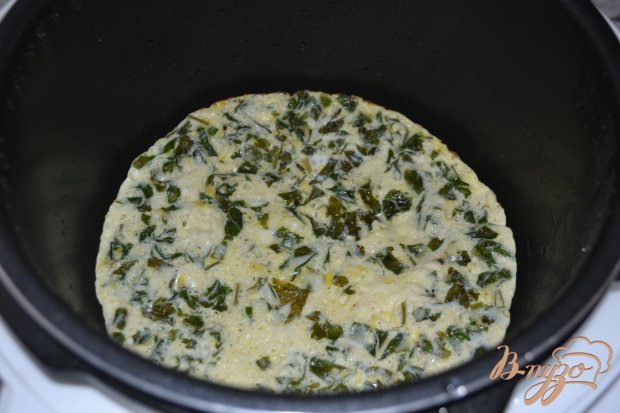 Куриный рулет с омлетом и шпинатом Куриный рулет с омлетом и шпинатом
