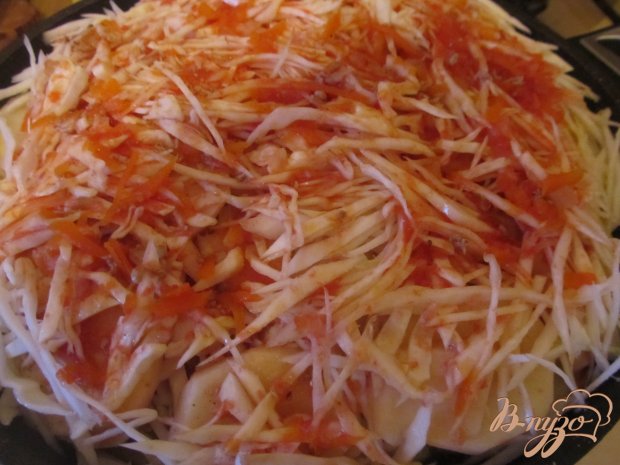 Тушеная картошка с капустой в подливке Тушеная картошка с капустой в подливке