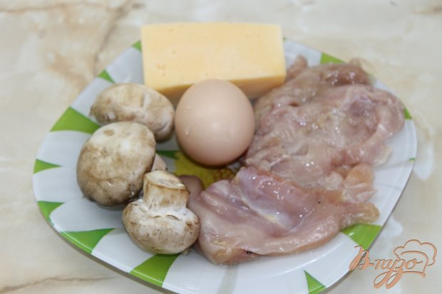 Рецепт Куриная отбивная в сырной панировке с грибами