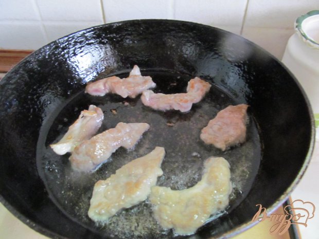 Свинина с яблоком и красной капустой Свинина с яблоком и красной капустой