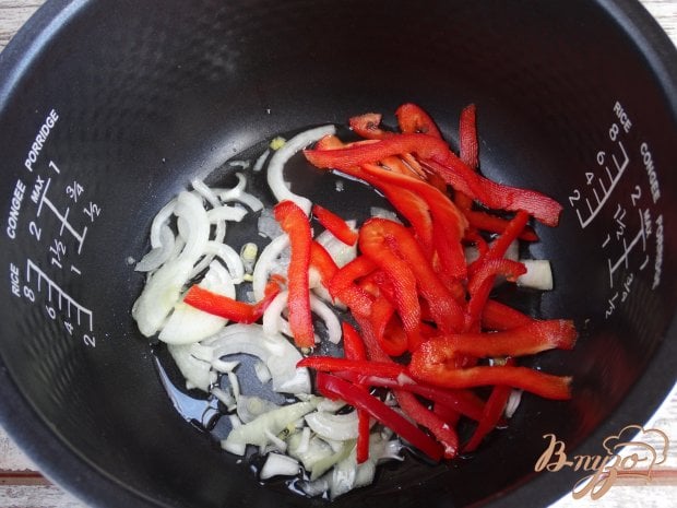 Плов с кальмарами и болгарским перцем Плов с кальмарами и болгарским перцем