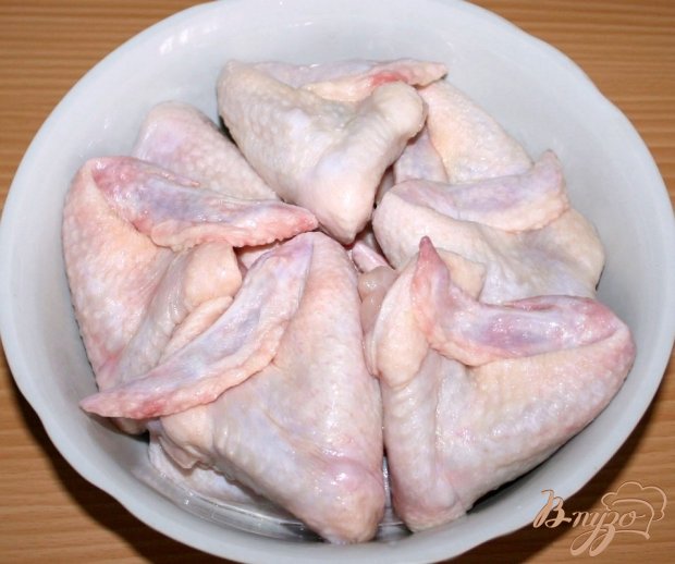 Рецепт Жареные куриные крылышки с овощами