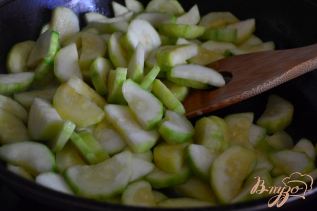 Рецепт Кабачки с фасолью в сливочном соусе