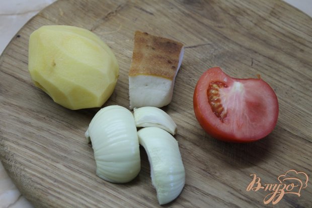 Рецепт Картофель жаренный на сале с зеленью и помидорами