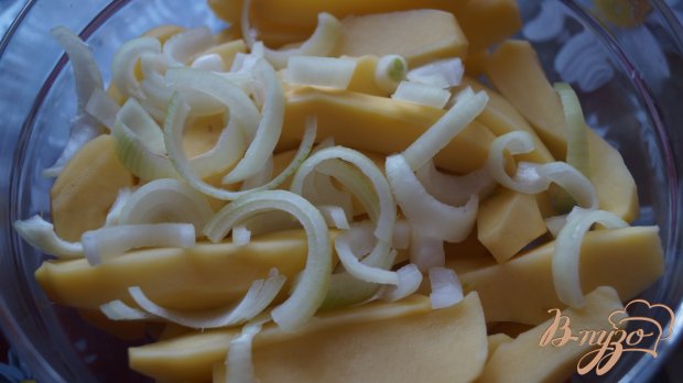 Рецепт Картофель с луком и сыром в духовке