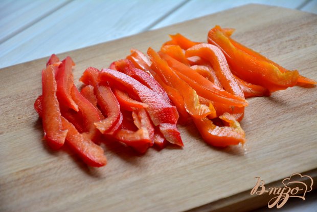 Рулетики из пекинской капусты с мясом и сладким перцем. Рулетики из пекинской капусты с мясом и сладким перцем.