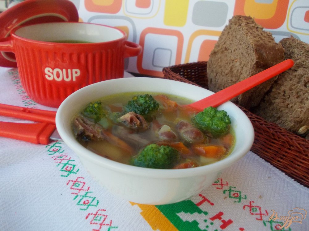 Суп с куриными сердечками и брокколи Суп с куриными сердечками и брокколи