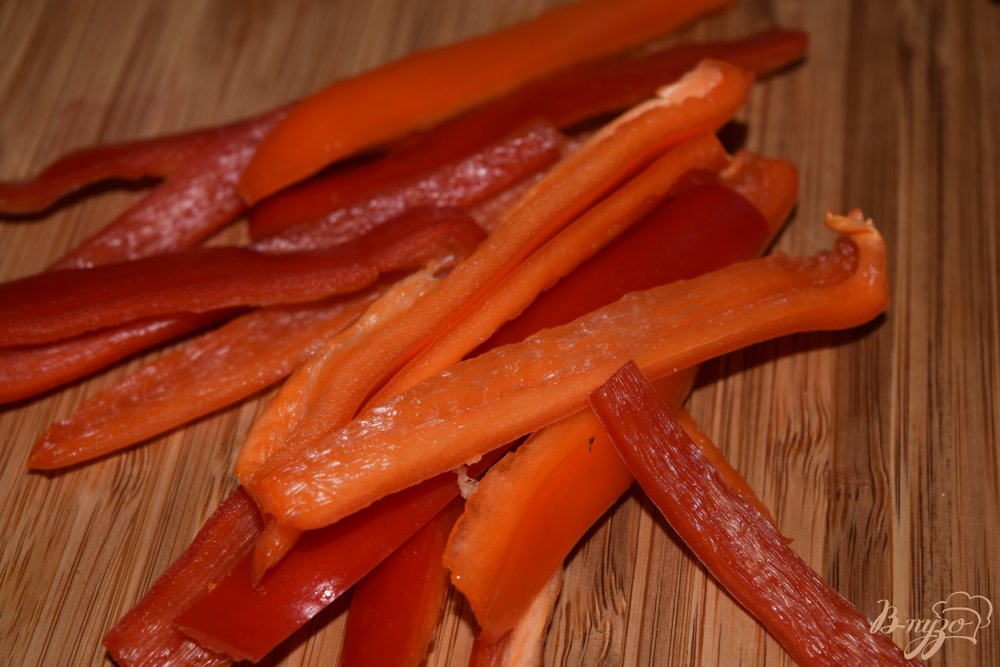 Закусочные роллы с курицей и авокадо Закусочные роллы с курицей и авокадо