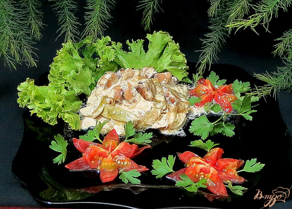 Бычьи яйца со сметаной и кабачком. Бычьи яйца со сметаной и кабачком.
