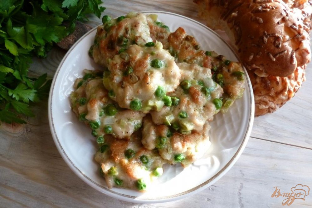 Овощные котлетки с куриной грудкой Овощные котлетки с куриной грудкой