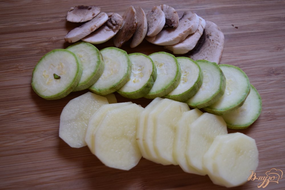 Куриное филе запеченое с лимоном и овощами Куриное филе запеченое с лимоном и овощами
