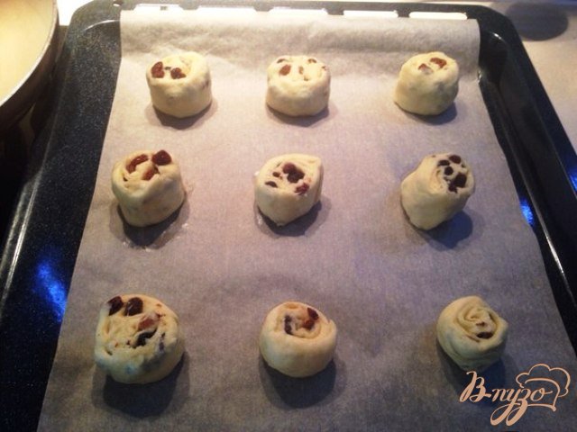 Булочки с изюмом Булочки с изюмом