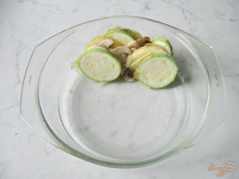 Картофель запечённый с кабачками и грибами. Картофель запечённый с кабачками и грибами.