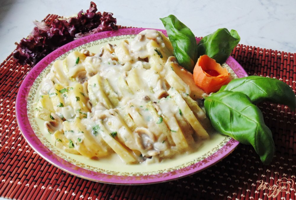 Картофель запечённый с кабачками и грибами. Картофель запечённый с кабачками и грибами.