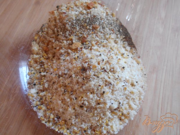 Куриное филе в миндальной панировке. Куриное филе в миндальной панировке.