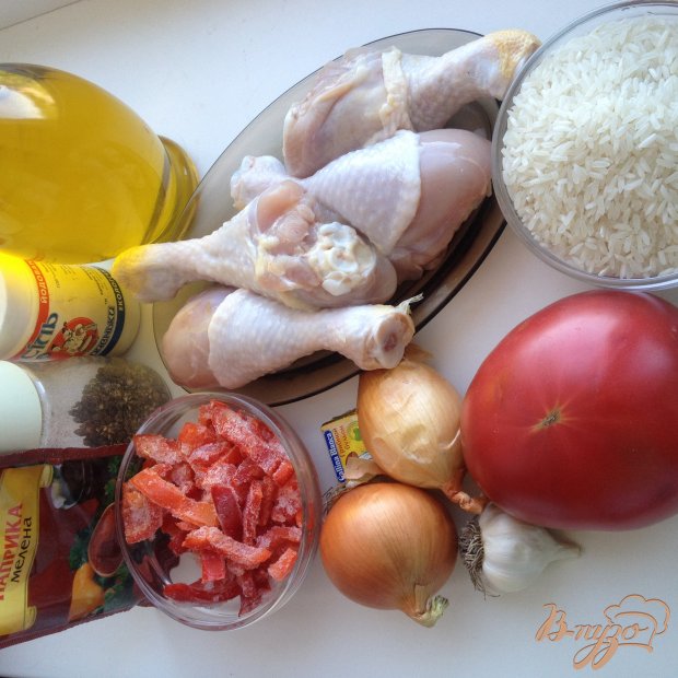 Паэлья с куриными голенями Паэлья с куриными голенями