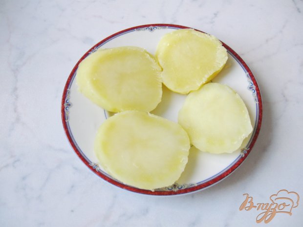 Закуска из картофеля, свеклы и сельди. Закуска из картофеля, свеклы и сельди.