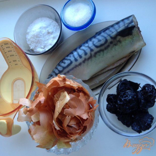 Скумбрия, маринованная в черносливе Скумбрия, маринованная в черносливе