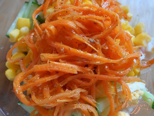 Салат с крабовыми палочками и морковью по-корейски Салат с крабовыми палочками и морковью по-корейски