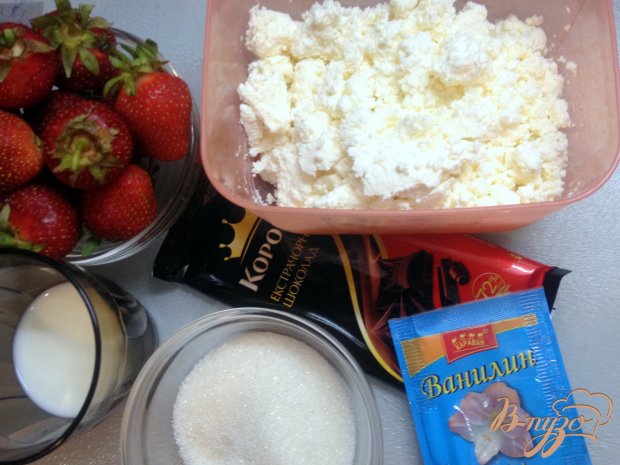 Творожный десерт с клубникой Творожный десерт с клубникой