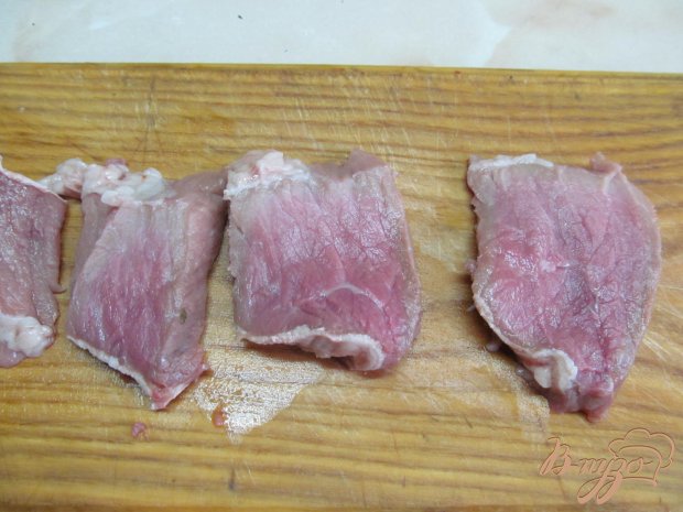 Рецепт Мясо под соусом из красной смородины