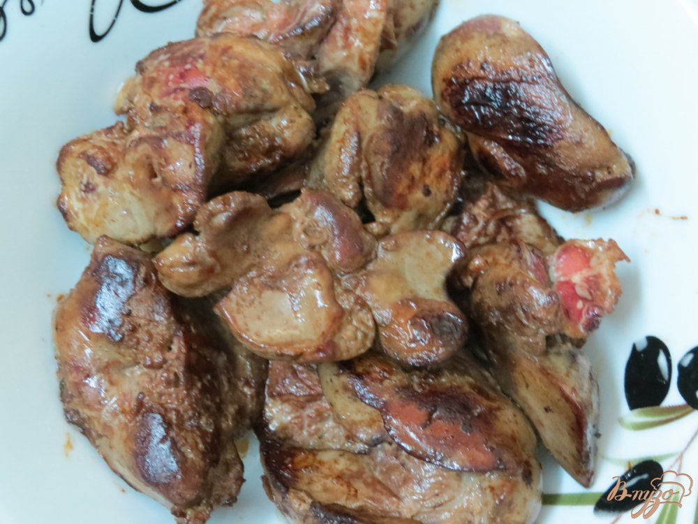 Салат из куриной печени и кабачков Салат из куриной печени и кабачков