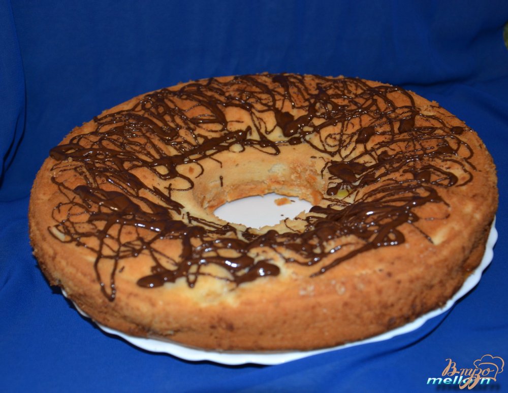 Сливочный кекс с персиками Сливочный кекс с персиками