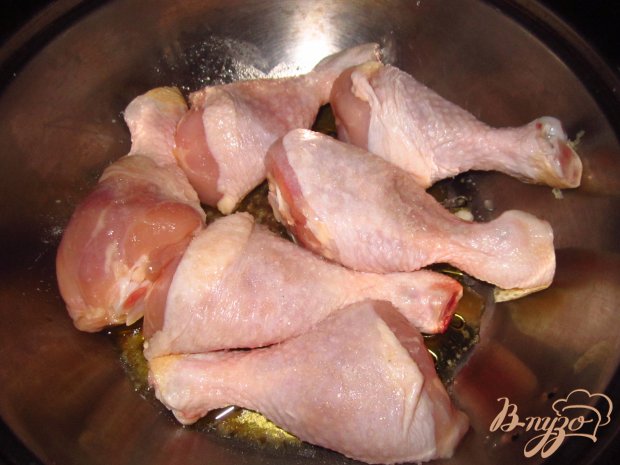 Куриные голени с грибами и помидорами Куриные голени с грибами и помидорами