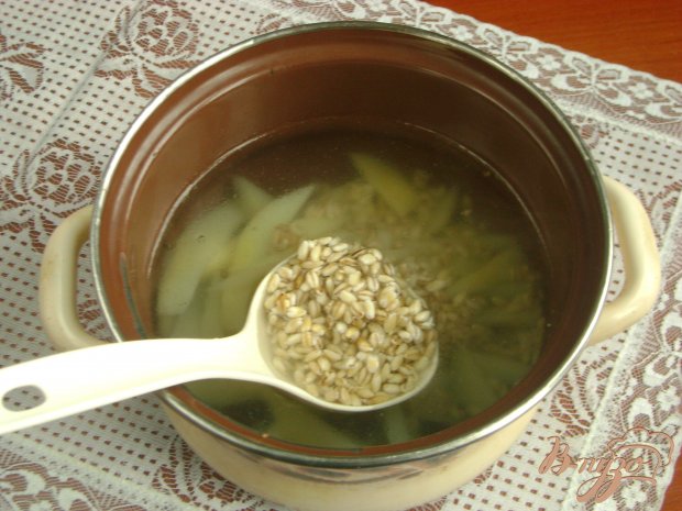 Рассольник с шампиньонами и перловкой Рассольник с шампиньонами и перловкой