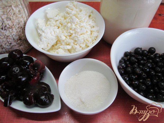 Рецепт Десерт с соусом из черешни