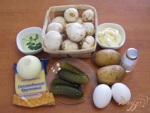 Рецепт Салат с жаренными грибами