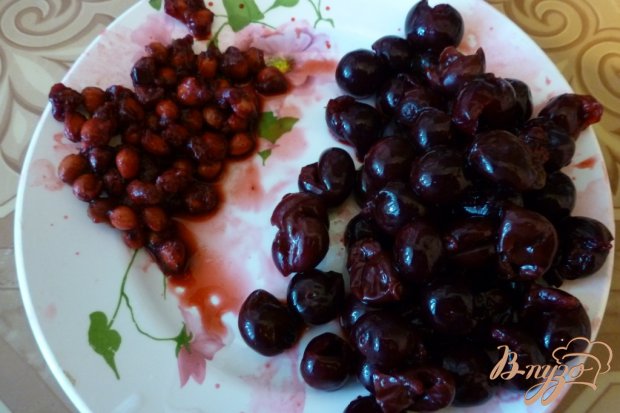 Рецепт Салат из вишни с луком