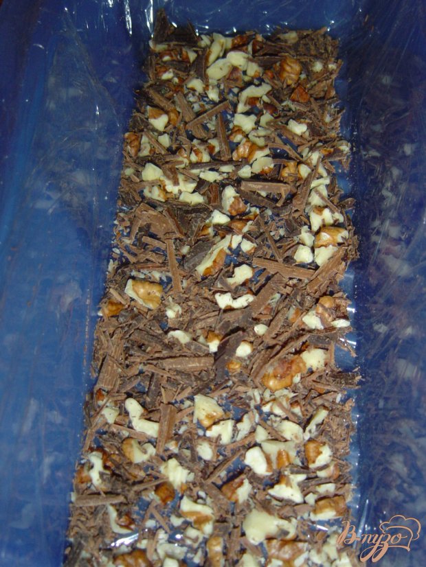 Рецепт Семифредо с шоколадом, орехами и вишневой желейкой