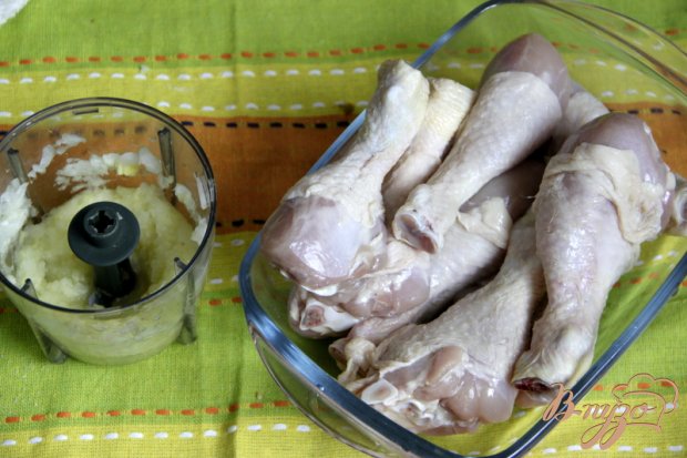 Куриные голени в луково-соевом маринаде Куриные голени в луково-соевом маринаде