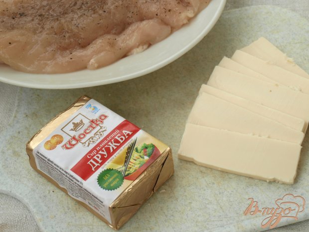 Куриные рулетики с плавленым сыром Куриные рулетики с плавленым сыром