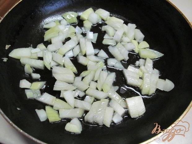 Рецепт Оладушки из кабачка с яйцами и карамелизированным луком
