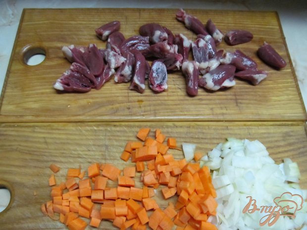 Рецепт Каша с овощами и куриными сердечками в мультиварке